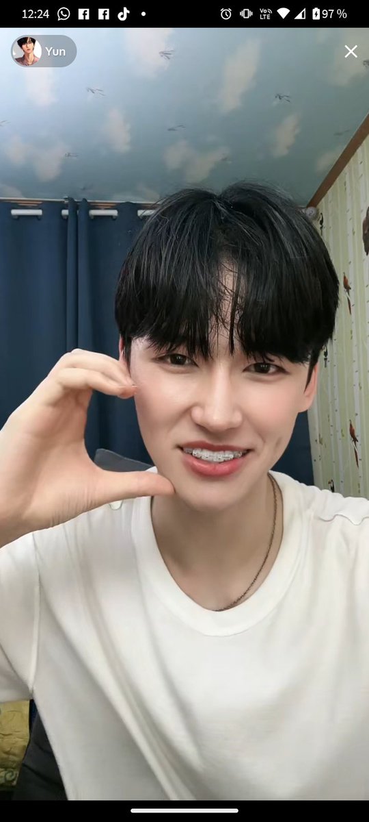 SuemyNava's tweet photo. Beautiful, beautiful, beautiful, beautiful boy🫶🏽
#Yun #OurPrinceYun https://t.co/y6pW6MFZEB
