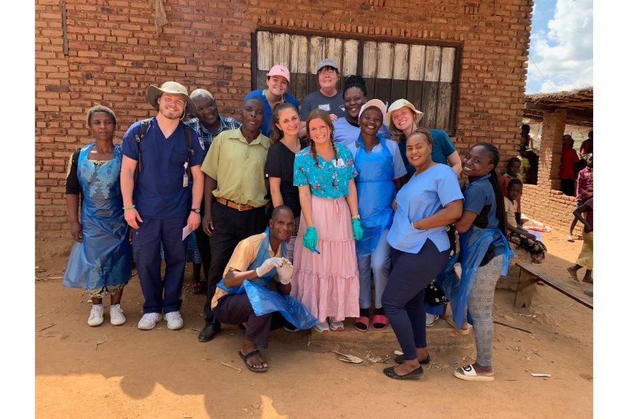 LipscombMission's tweet image. Read stories from our Malawi (Med) team in a new blog post! lipscomb.edu/student-life/c…
