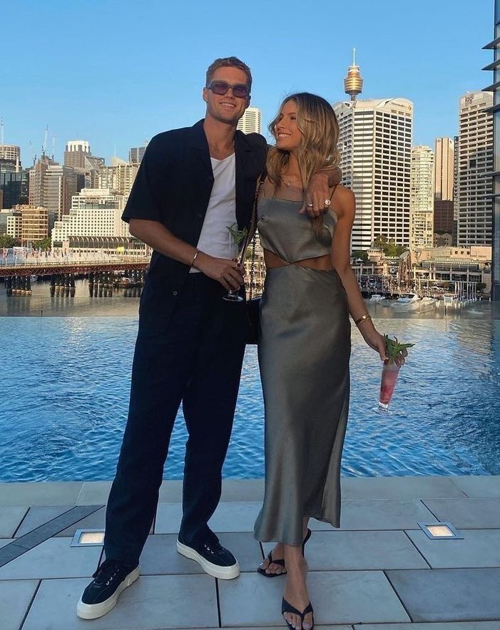 Feliz día al mejor amigo que me dio la vida, te amo hermano. Gracias por estar siempre y por darme a mi ahijada más linda del mundo, los adoro con el alma💞✨