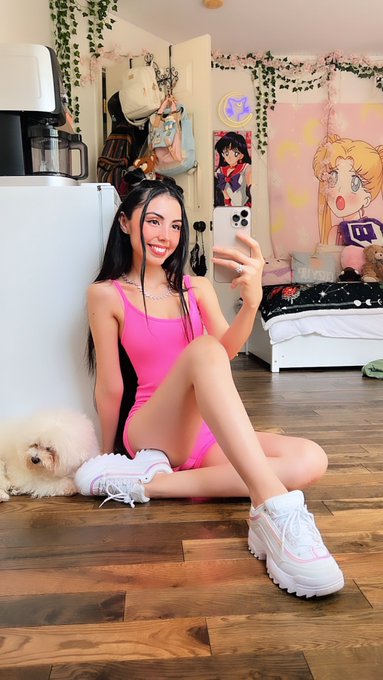 Looking for my Ken have you seen him?🤭💕💖💞💓💗🩷 https://t.co/IcHmp0h3FB<a href="/tag/diy"class="tags"><span>#diy</span></a><a href="/tag/disney"class="tags"><span>#disney</span></a><a href="/tag/film"class="tags"><span>#film</span></a><a href="/tag/latina"class="tags"><span>#latina</span></a><a href="/tag/cosplayer"class="tags"><span>#cosplayer</span></a><a href="/tag/cosplay"class="tags"><span>#cosplay</span></a>