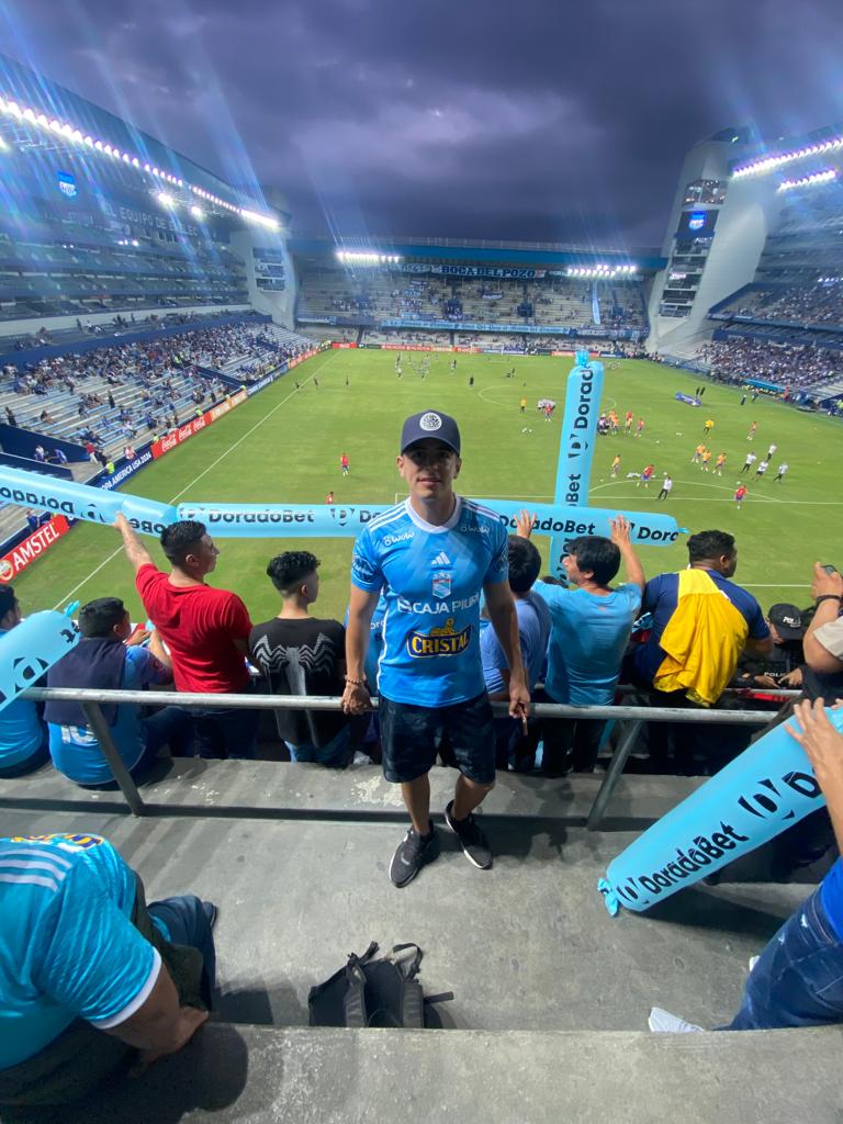 Siempre Contigo 🩵

#FuerzaCristal