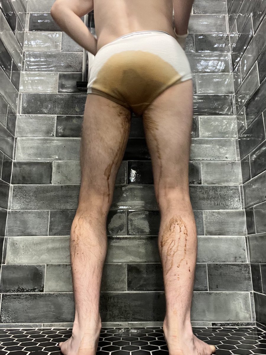 stinkyypants's tweet photo. If I throw a party with this as the entertainment, who wants to make the invite list?? #gay #pantspooper #stinkypants https://t.co/L0JVFGJTwb