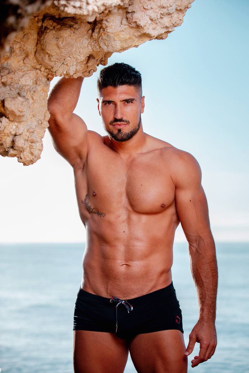 MIGUEL GUERRERO on X: RT only bttms who wants to be destroyed by me 🥵😈   X - sacas.ac.in