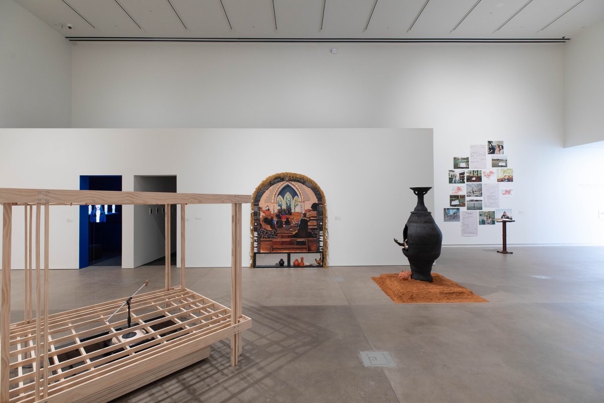 kemperartmuseum's tweet image. 🎉 Congratulations to all of the participating artists in "The air that inhabits: 2023 MFA in Visual Art Thesis Exhibition," which closes on Monday, July 24. 

Don't miss your final chance to witness these captivating works of art. 
#WashU #SamFoxSchool #KemperArtMuseum