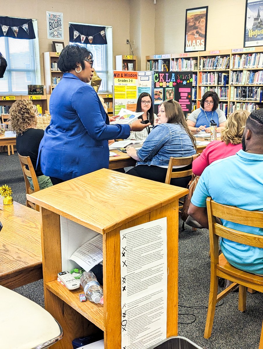 BedCoSchools's tweet photo. Recently our #InstructionalCoaches held a #CoachesKickoff to prepare new and effective learning strategies for our classroom teachers! #StudentSuccessIsOurWhy #Education #BedfordCountySchools https://t.co/K9Nui01hSV