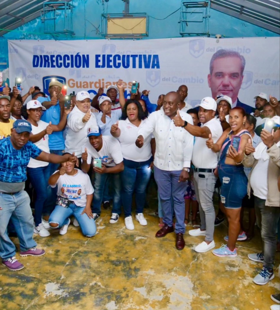 GuardianesSomos's tweet photo. Excelente reunión en el distrito Municipal de Quita Sueño,Santo Domingo Oeste, encabezada por nuestro presidente de los Guardianes del Cambio en Quita Sueño y precandidato a Regidor por dicho distrito, el Señor Ramón de la Rosa.

#GuardianesSomos 
#GuardianesDelCambio https://t.co/ZDWacXpMvT