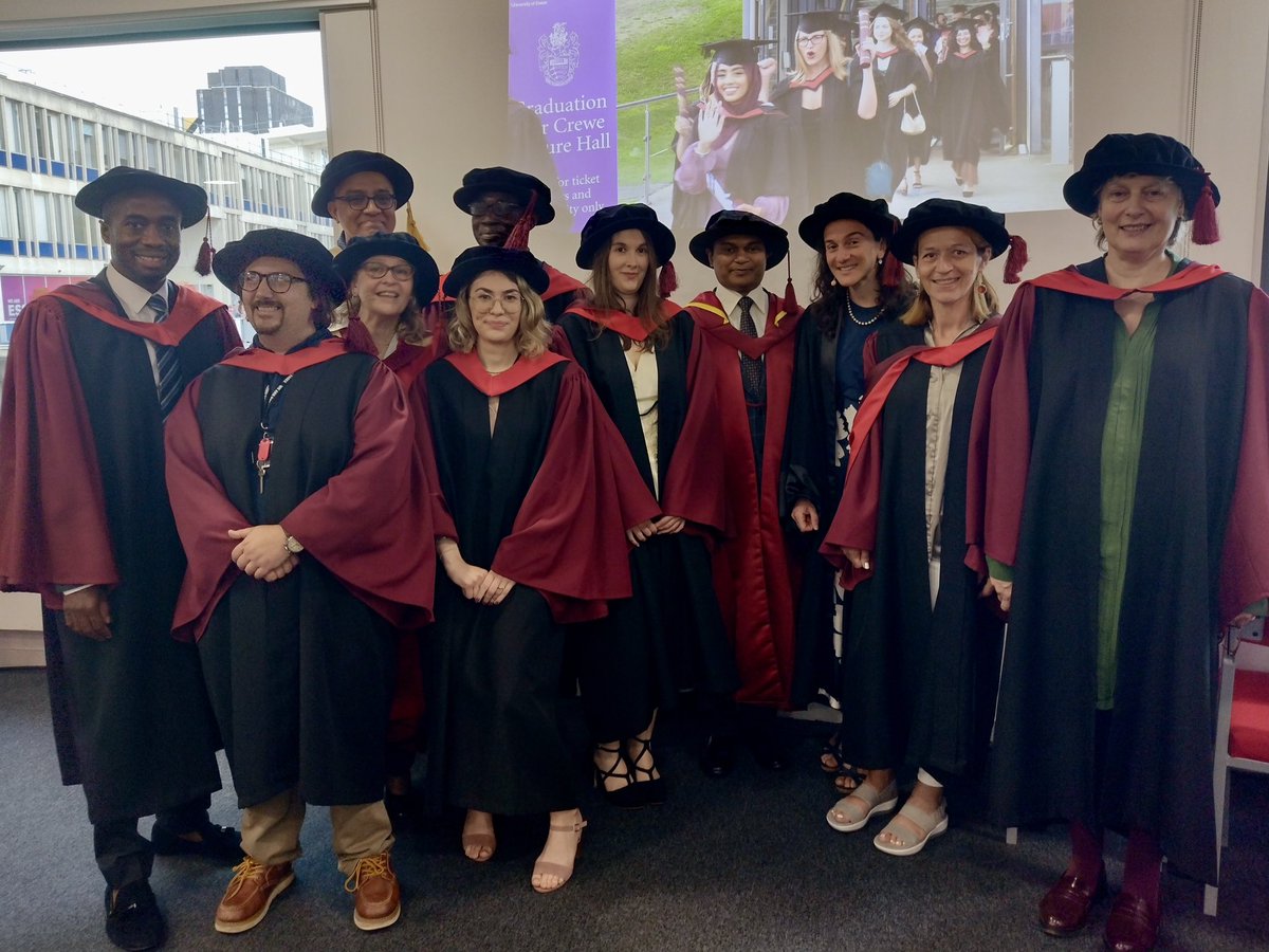 clagirardone's tweet photo. Caps, gowns and good vibes @Uni_of_Essex! 🎓🎉Special congratulations to @MirunaDIvan, James Norman, Joshua Obeng-Nyarko, @ane_ste and Mark Williams #Graduation2023 https://t.co/KguvjGv6qa