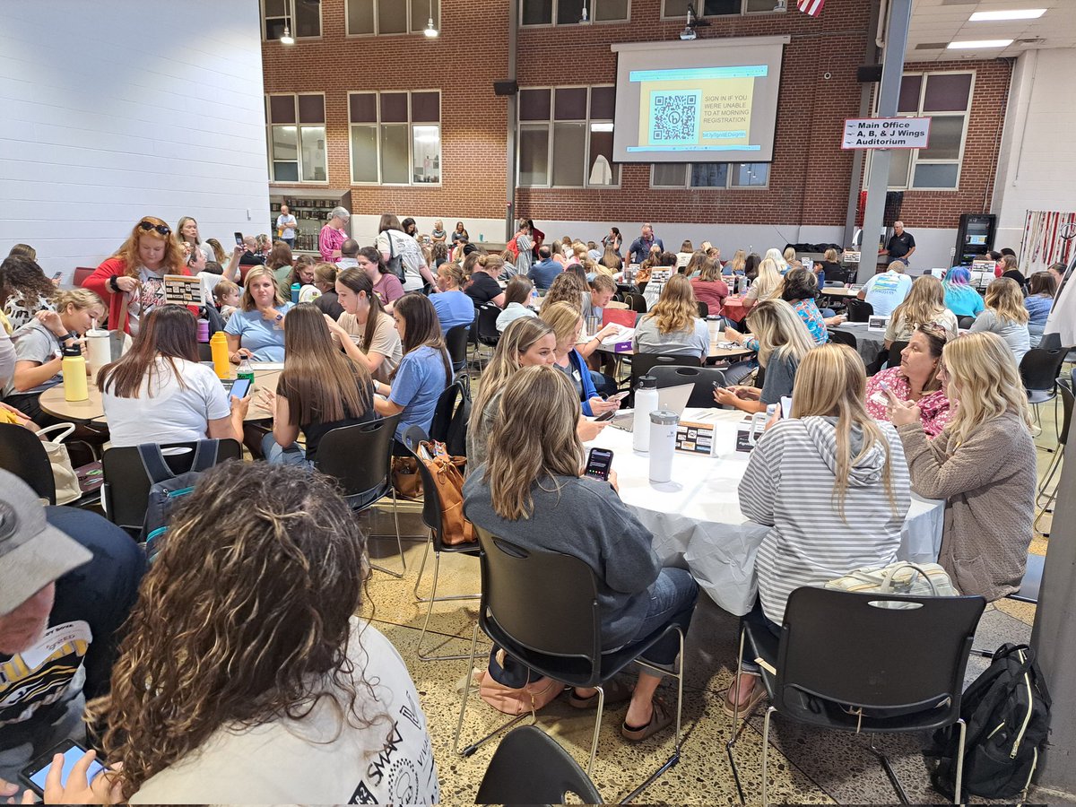 MrsTornetto's tweet photo. Presented, "Write The Book You Want To Teach" at #IgnitED23 today. Teachers make the best authors! https://t.co/800gjBjRL1