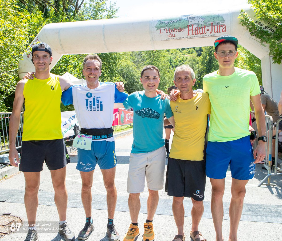 sixparsept's tweet photo. C'était chaud, c'était long, ça montait beaucoup et ça descendait évidemment autant, puisque départs et arrivées étaient toutes à Saint-Claude : c'était l'UTTJ 2023 https://t.co/kdwWNUKJgk
#uttj
#trail #trailrunning #saintclaude #jura https://t.co/wThLCBcMzW