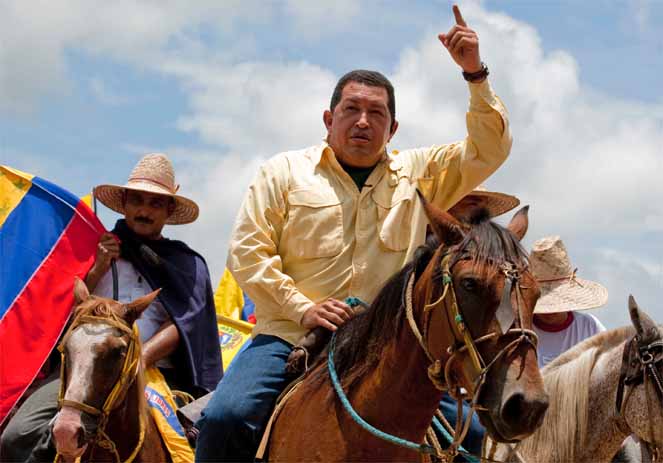 🤔 Pensamiento de Chávez 💭
#Humilde | "Yo soy un campesino soldado, eso es lo que soy, soodado. Y aquí me trajo, la vida me trajo aquí , un huracán me trajo aquí. ¡Qué voy a ser yo superior a quién!"
9 de enero de 2011