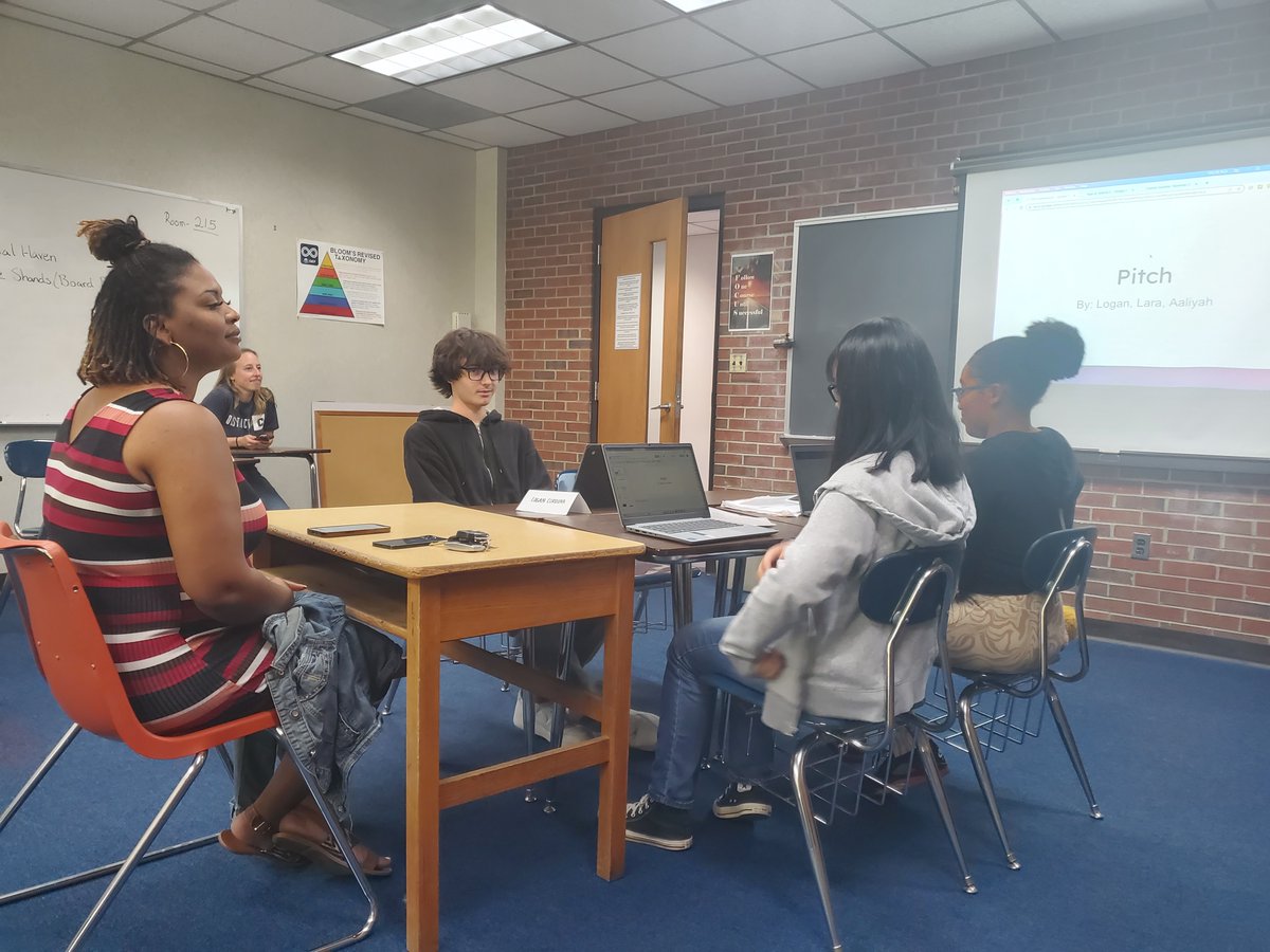 District C (@districtc17) on Twitter photo “This program was very eye opening because we got to solve a real world problem," shared a student in Franklin Summer Teamship. Last week, students pitched solutions to businesses including <a href="/Dell/">Dell</a>, <a href="/Skillsoft/">Skillsoft</a>, & <a href="/Snapchat/">Snapchat</a>. <a href="/FCSchoolsNC/">Franklin County Schools</a> <a href="/OLR_NCDPI/">Office of Learning & Research @ NCDPI</a> #NCSummer2Excel #DurableSkills “This program was very eye opening because we got to solve a real world problem," shared a student in Franklin Summer Teamship. Last week, students pitched solutions to businesses including <a href="/Dell/">Dell</a>, <a href="/Skillsoft/">Skillsoft</a>, & <a href="/Snapchat/">Snapchat</a>. <a href="/FCSchoolsNC/">Franklin County Schools</a> <a href="/OLR_NCDPI/">Office of Learning & Research @ NCDPI</a> #NCSummer2Excel #DurableSkills
