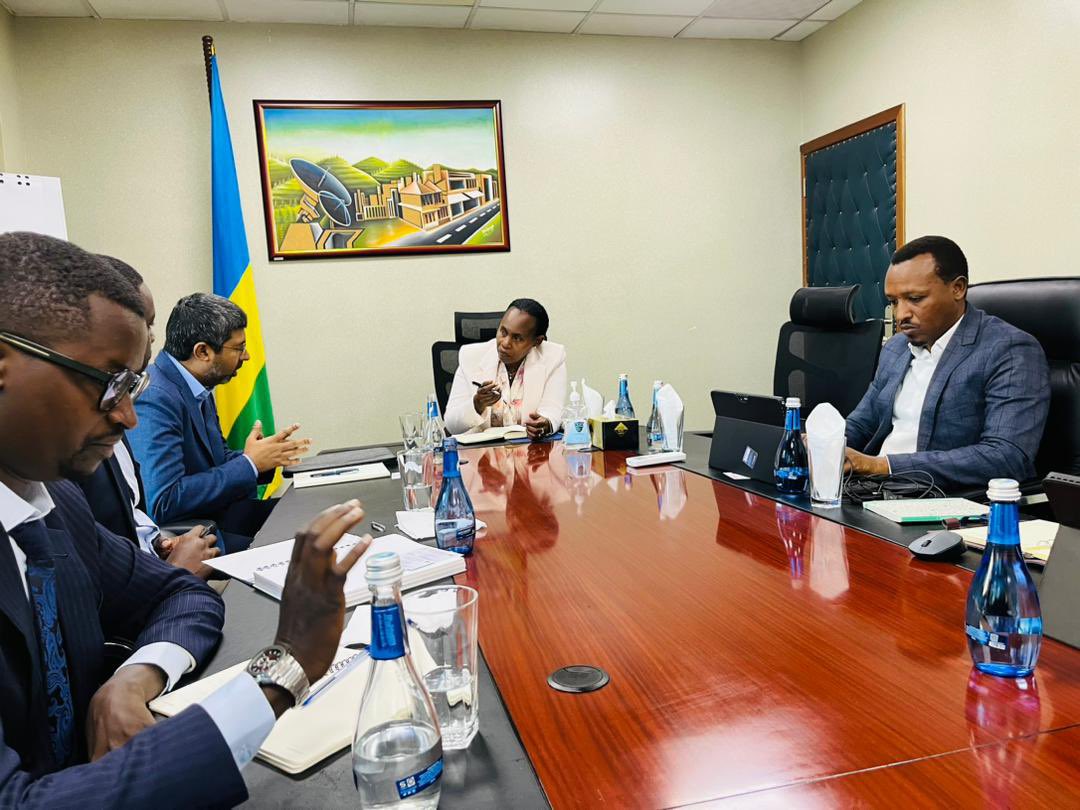 It was great to meet and update Minister of State @DrUwera and her team at @RwandaFinance earlier today. We look forward to her support to further scale our work across #Rwanda to impact millions!