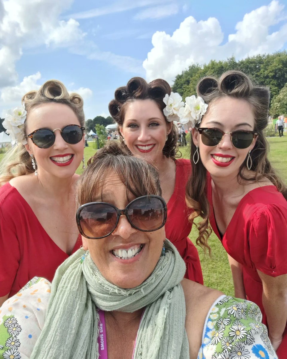 The Eco Therapy Garden C.I.C (@therapygardennw) on Twitter photo Also met <a href="/The_RHS/">The RHS</a> Tatton Pk Flower Show these lovely talented ladies <a href="/FemmesThe/">The Femmes</a> who kept our feet tapping all day, 
#SummerVibes Also met <a href="/The_RHS/">The RHS</a> Tatton Pk Flower Show these lovely talented ladies <a href="/FemmesThe/">The Femmes</a> who kept our feet tapping all day, 
#SummerVibes