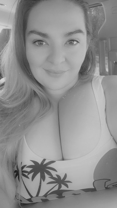 When you get cash while hanging out at home and just for existing.  Hello, my #wallets #paypig #findomgoddess<a href="/tag/paypig"class="tags"><span>#paypig</span></a><a href="/tag/wallets"class="tags"><span>#wallets</span></a><a href="/tag/findomgoddess"class="tags"><span>#findomgoddess</span></a><a href="/tag/cashapp"class="tags"><span>#cashapp</span></a><a href="/tag/fin"class="tags"><span>#fin</span></a>