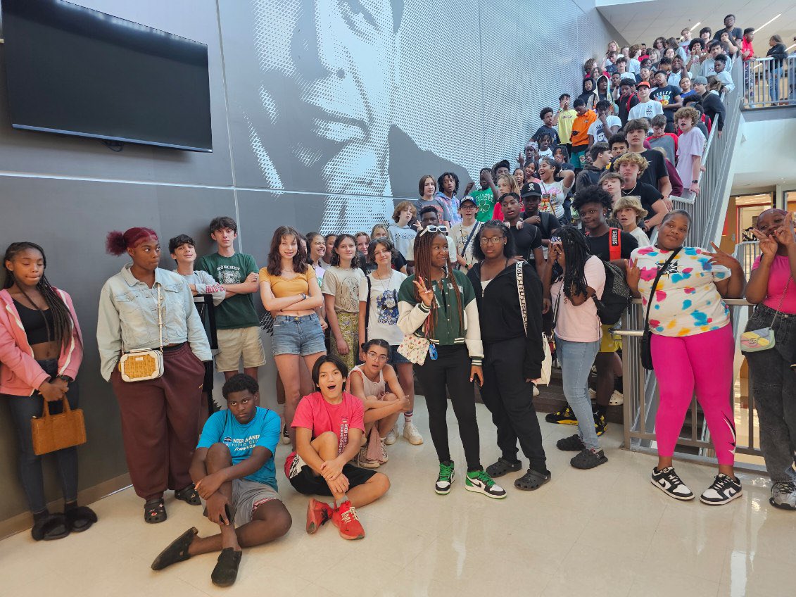 only1norman's tweet photo. We had an amazing 3 days at MJHS welcoming our ninth graders to the building!  #atlantapublicschools https://t.co/2gXyrjRfuV