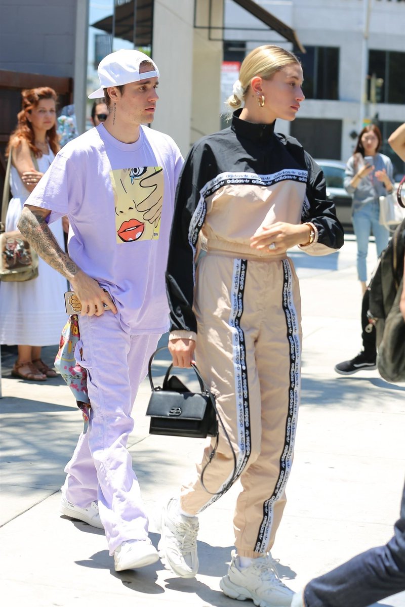 RT @hbthrowbacks: Hailey Baldwin @haileybieber and Justin Bieber leaving Zoe Church in Hollywood, CA (July 20, 2019) https://t.co/kwpDRuPbYX