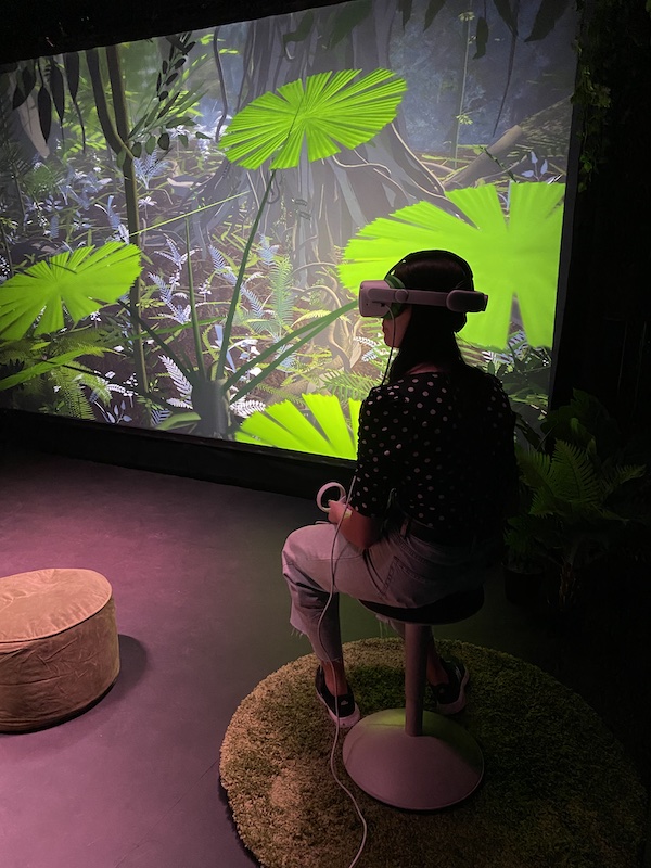 Climate agency in Virtual Reality: 'Gondwana' Exhibition Pioneers a New Era of Immersive Experiences at Wales Millennium Centre 🇬🇧 <a href="/theCentre/">Wales Millennium Centre</a> <a href="/astreaimmersive/">ASTREA IMMERSIVE</a> <a href="/gondwanavr/">Gondwana VR 🍃</a> 

🗓️ July 3 - August 13

xrmust.com/xrmagazine/gon…