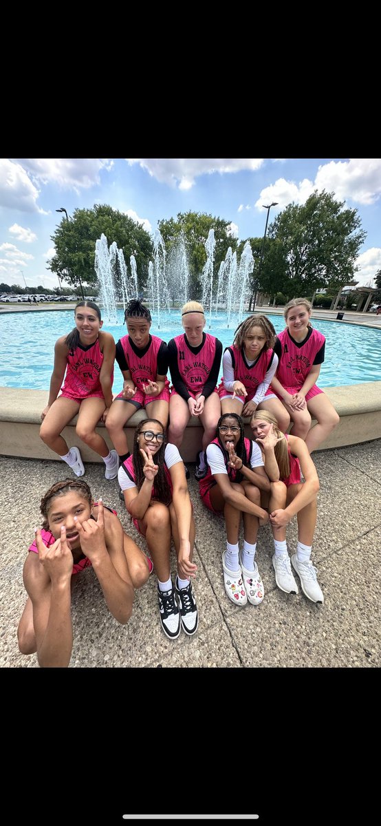 Going to battle one more time this weekend with this amazing group !!! Couldn’t be more excited !! 😎🎯