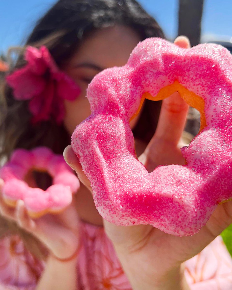 Living in a PINK (mochi donut) 💗 world! #BarbieTheMovie #SaturdayMood #SATURDAY #SaturdaySweat #SaturdayVibes #SaturdayMorning #weekendfun #Donuts #Pink #yummy