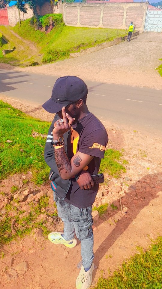 SnatcherVon's tweet image. Morning y'all be out there safe....no nigga should wanna beef 🤬🔥