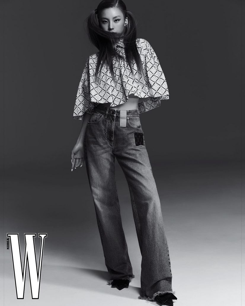 F1h26wHaYAIF6SQ?format=jpg&name=medium