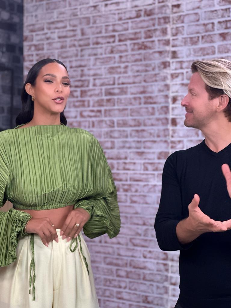 Mcoltro's tweet image. Recording our open call videos with @Lalaribeiro16 to invite #transmodels to our next season of #Borntofashion in Brasil****gravando nossoa videos de convocatória para o casting de modelos trans para a segunda temporada de Born To Fashion. Uma co-produção do E! e Delicatessen!