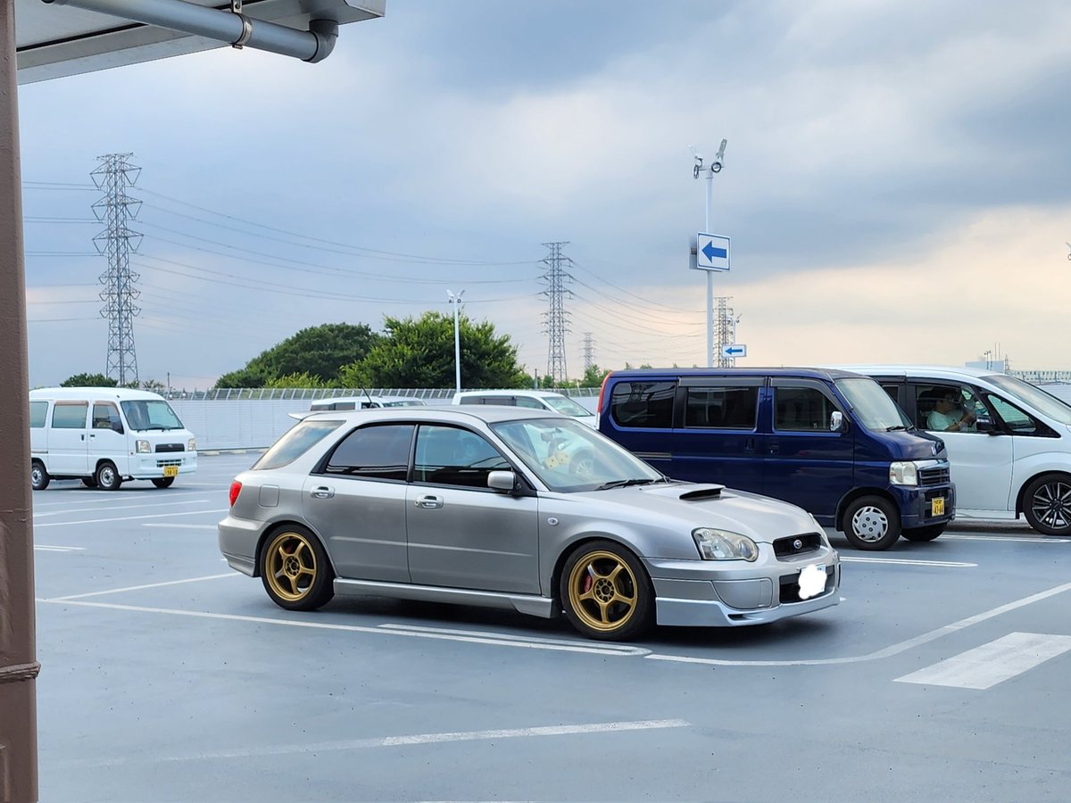 Narutoshi_96's tweet photo. インプレッサスポーツワゴンWRX (GGA) 涙目
59万円で売ります
•5MT
•Blitz ZZR 
•湾岸リアピース
•NANKANG NS-2
•グラムライツ ホイール
•フレームや足回りに腐食無し
•ブッシュ類良好
178,987km
車検は9月まで
小金井市で現車確認可能
詳しくはこちらをご覧ください
https://t.co/0scalJ4W8W https://t.co/N9mtjinCol