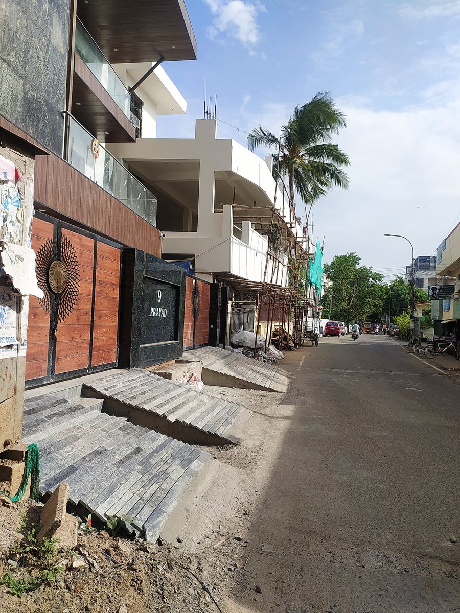 manimaaran's tweet photo. Came across an bold encroachment in the prime locality like Mogappair East right next to Velammal school. Almost the cycling lane is swallowed. Can the authorities take action to this please @chennaicorp @gennowmedia @news7tamil @polimernews https://t.co/YyyAs8CyQq