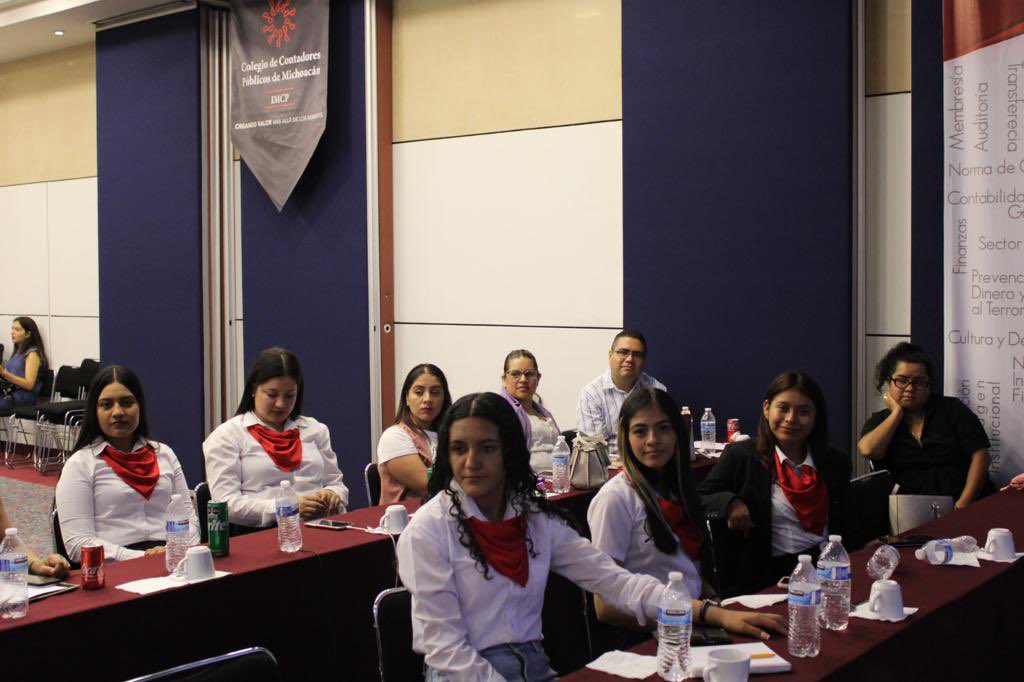 CCPMichoacan's tweet photo. El día de hoy se llevó a cabo el curso “Contratos y Finiquitos Laborales” a cargo de la L.D. Paola A. Jiménez Sánchez, y el C.P.C. L.D. y M.F. Alan Omar del Río Ortíz.

Agradecemos a los asistentes por su participación en esta capacitación.
#PrincipiosQueTransforman https://t.co/SgWwgA2bAl