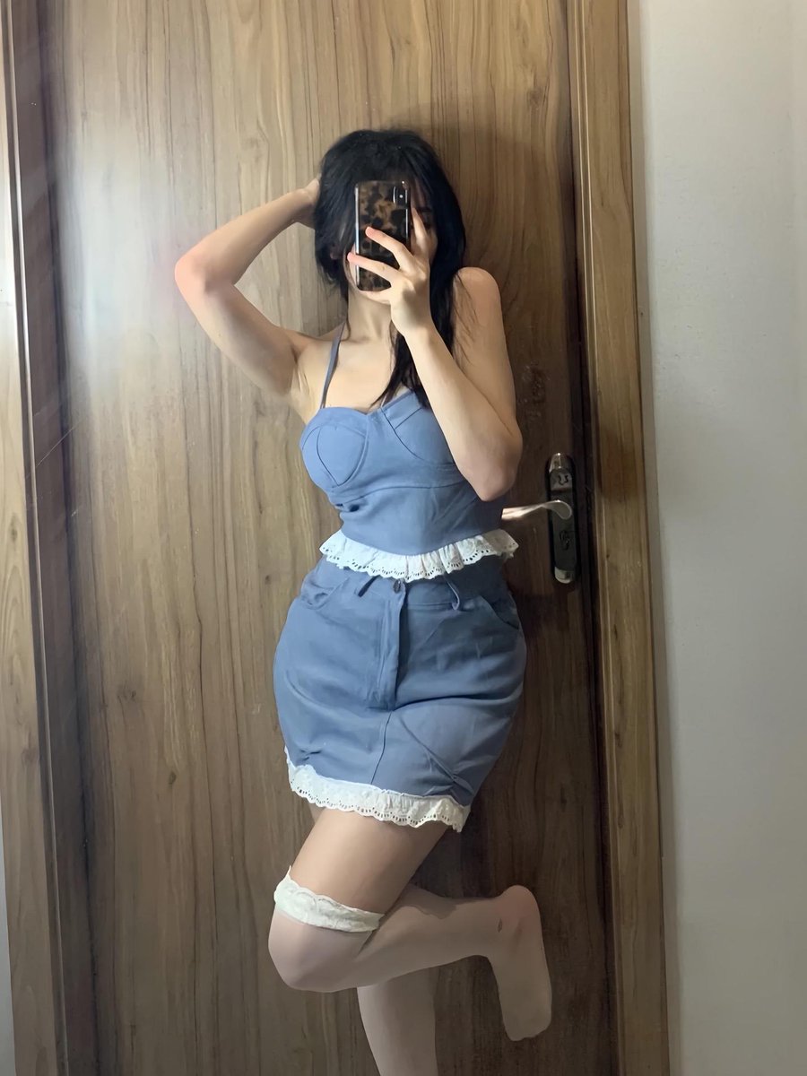 I am a sexy, loyal, devoted and most of all God fearing lady who's looking for the same man to spend the rest of my life with.