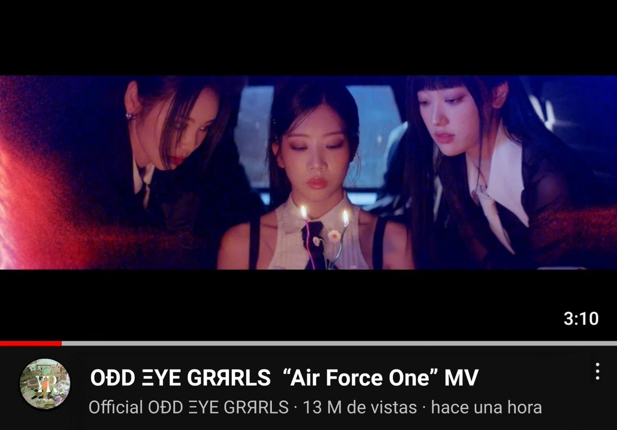 Yo no quería quedarme quietecita hoy en casita así que me puse a escuchar a las  #奇𓈒࣪𖥔࣪𝑮ʀяʀ𝕝𝘀ׅׄ o sea @oeccentri0s en el día de su debut y por supuesto que quiero desearles todo lo mejor.

. . . 𝔅oūᥒ𝔠ყ  𝙳ᥲɘ𝔥чūᥒ — ☆