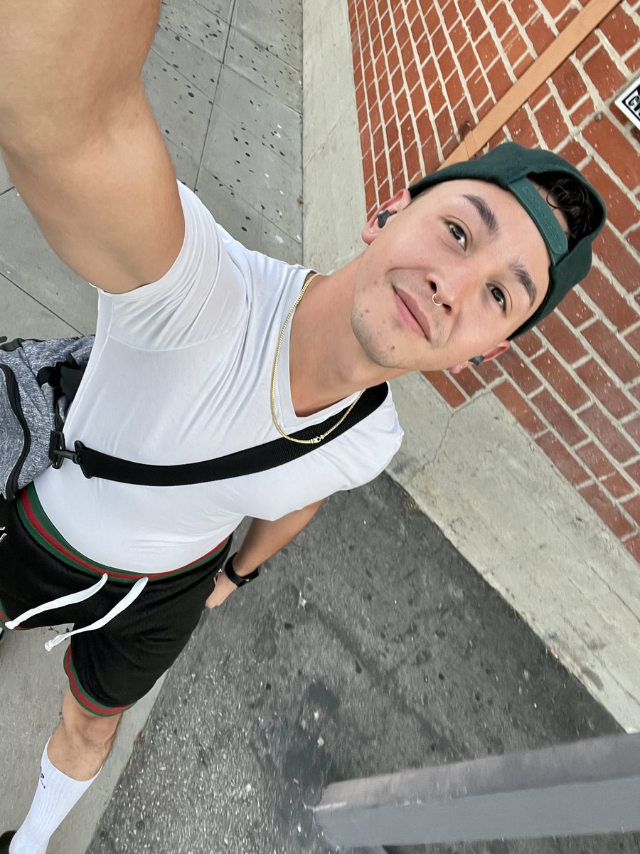 eltigreus's tweet photo. Posted this on IG and Threads so it’s only right I share about how I was feeling cute yesterday on here as well #selflove https://t.co/xDOqVL8Lj7