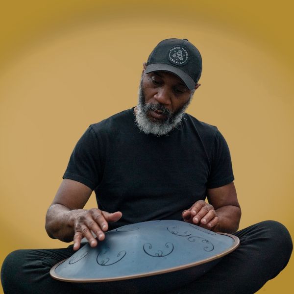 THIS Saturday SOUND w/ Ben Brown. Bathe in Presence + add a SIT 
- mndfl.ly/sitsound-tw