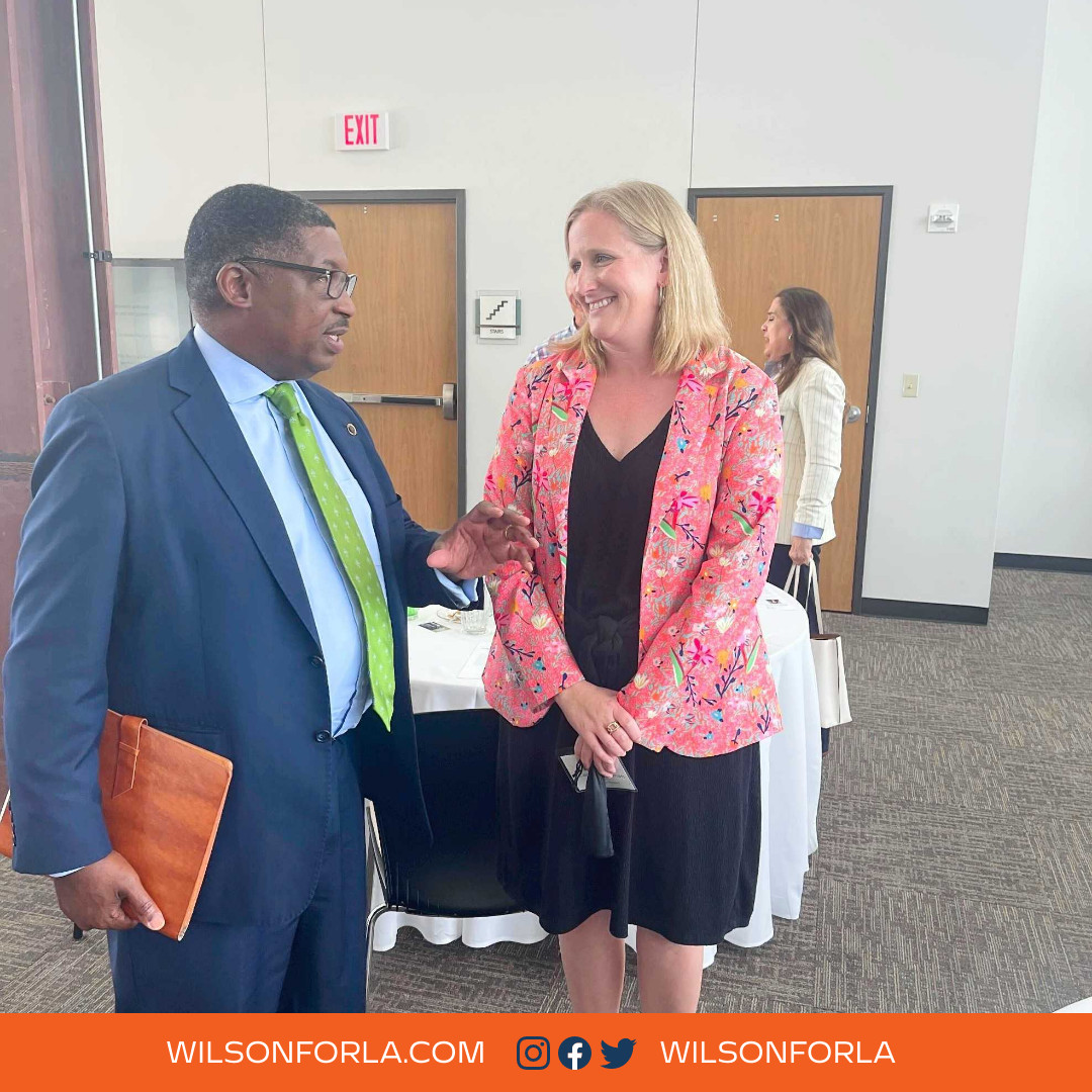 wilsonforla's tweet photo. Today I participated in a gubernatorial forum with four other candidates hosted by the @CPAssociationLA.

My focus was on ensuring accessibility, collaboration, and prioritization for the disabled community and their families.

I am committed to eliminating the waiting list with increased waivers to cover needed services.

#lalege #lagov