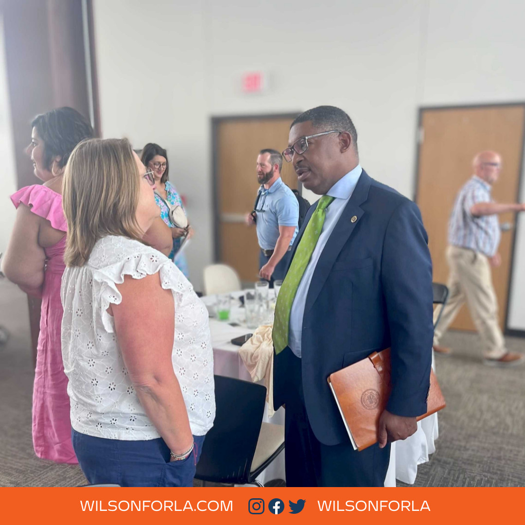 wilsonforla's tweet photo. Today I participated in a gubernatorial forum with four other candidates hosted by the @CPAssociationLA.

My focus was on ensuring accessibility, collaboration, and prioritization for the disabled community and their families.

I am committed to eliminating the waiting list with increased waivers to cover needed services.

#lalege #lagov