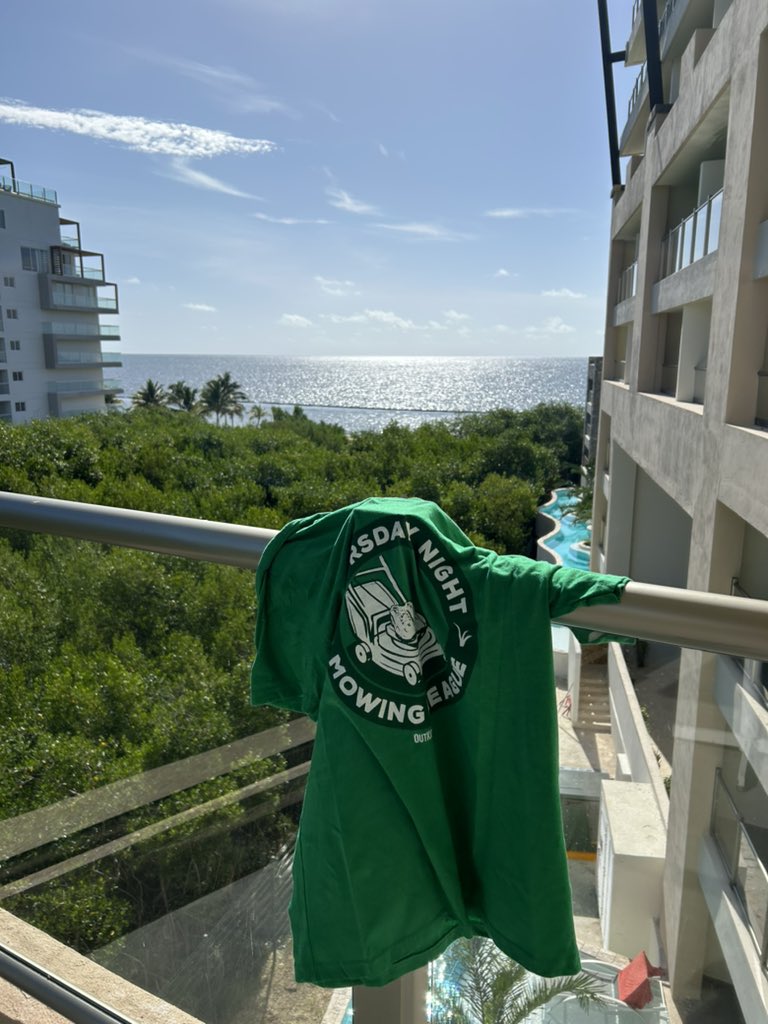 We’ll take a moment to interrupt your normal Thursday Mowing Broadcast with a little Cancún Sun, we’ll resume normal mowing next Thursday <a href="/OutKickTNML/">ThursdayNightMowingLeague</a>
