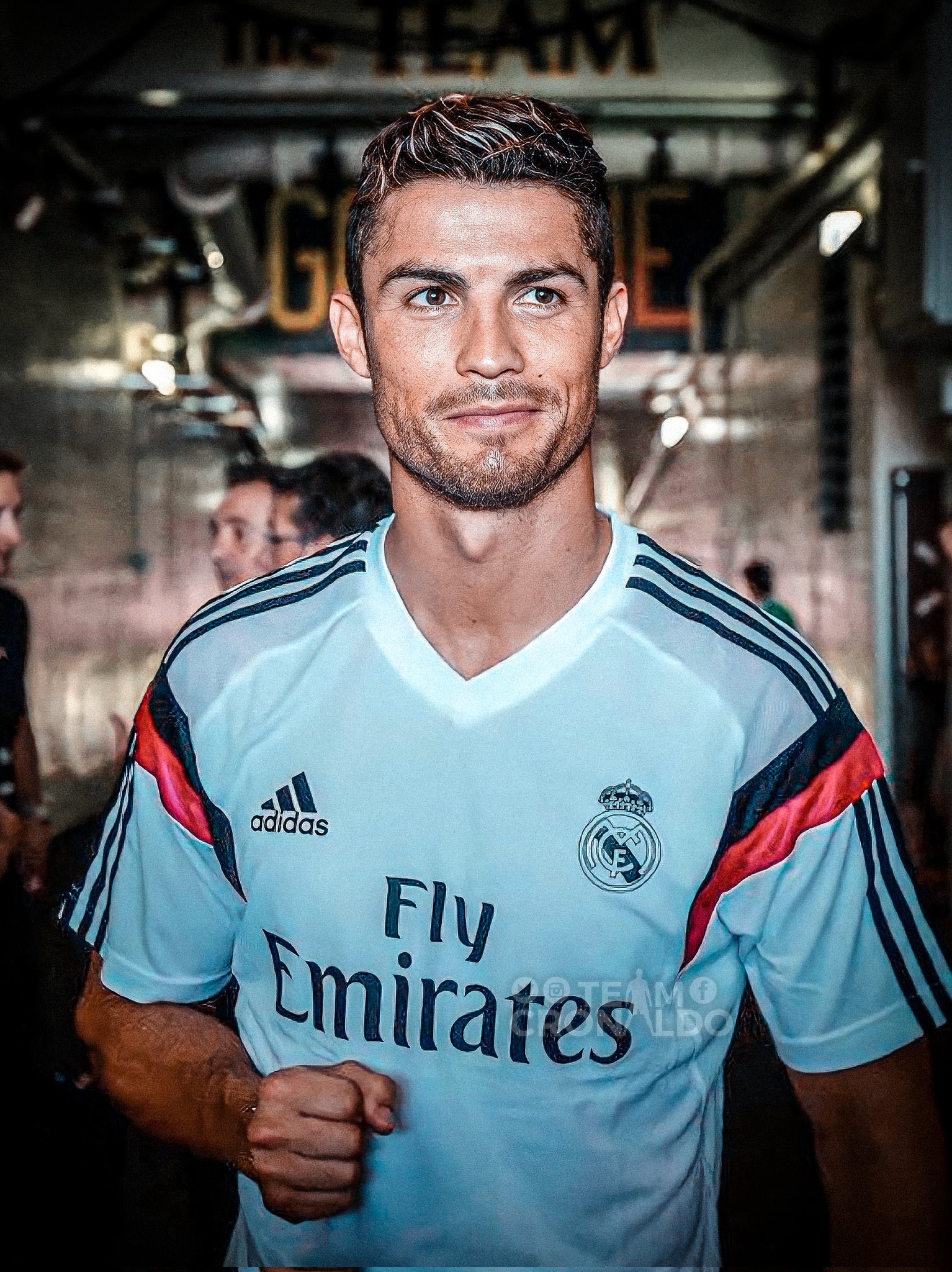Barstool Football on X: One of the only pictures of Cristiano Ronaldo with  a beard 😱 t.colRXRkJHhjk  X