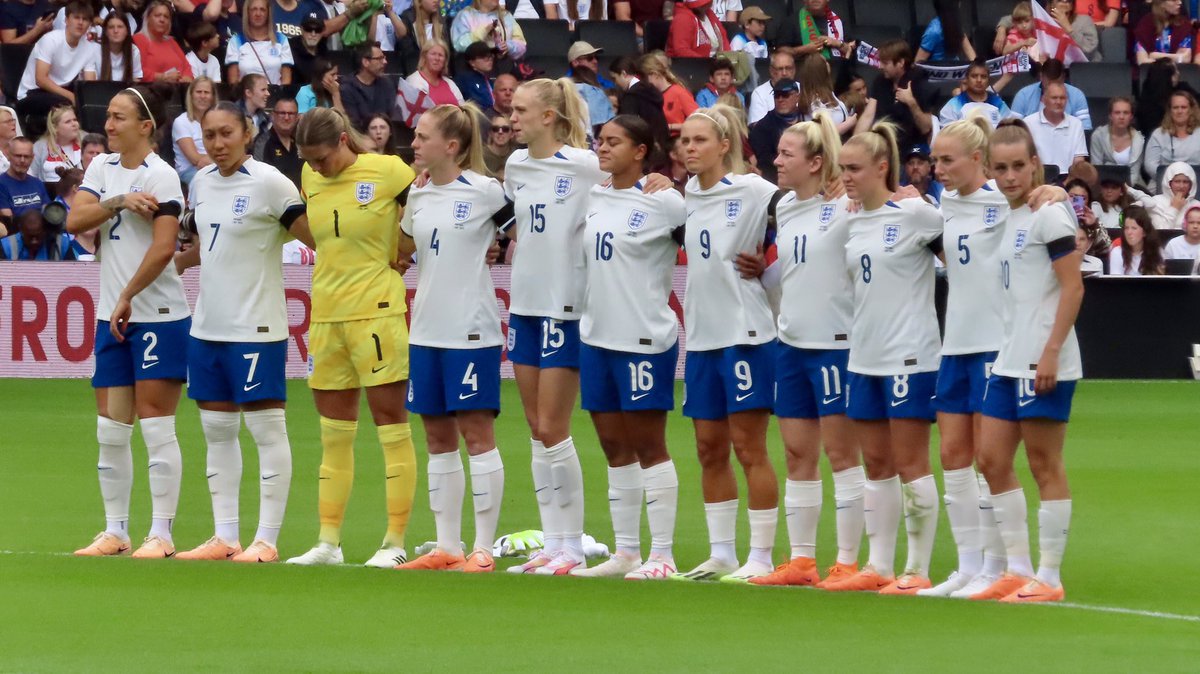 daisyrabbit's tweet photo. @wittswilkins Saw the Lionesses before we left for Australia in a friendly v Portugal. https://t.co/WBiwyk5YFI