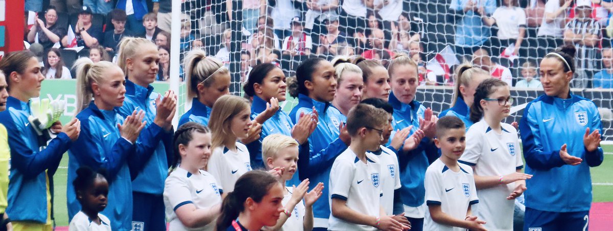 daisyrabbit's tweet photo. @wittswilkins Saw the Lionesses before we left for Australia in a friendly v Portugal. https://t.co/WBiwyk5YFI