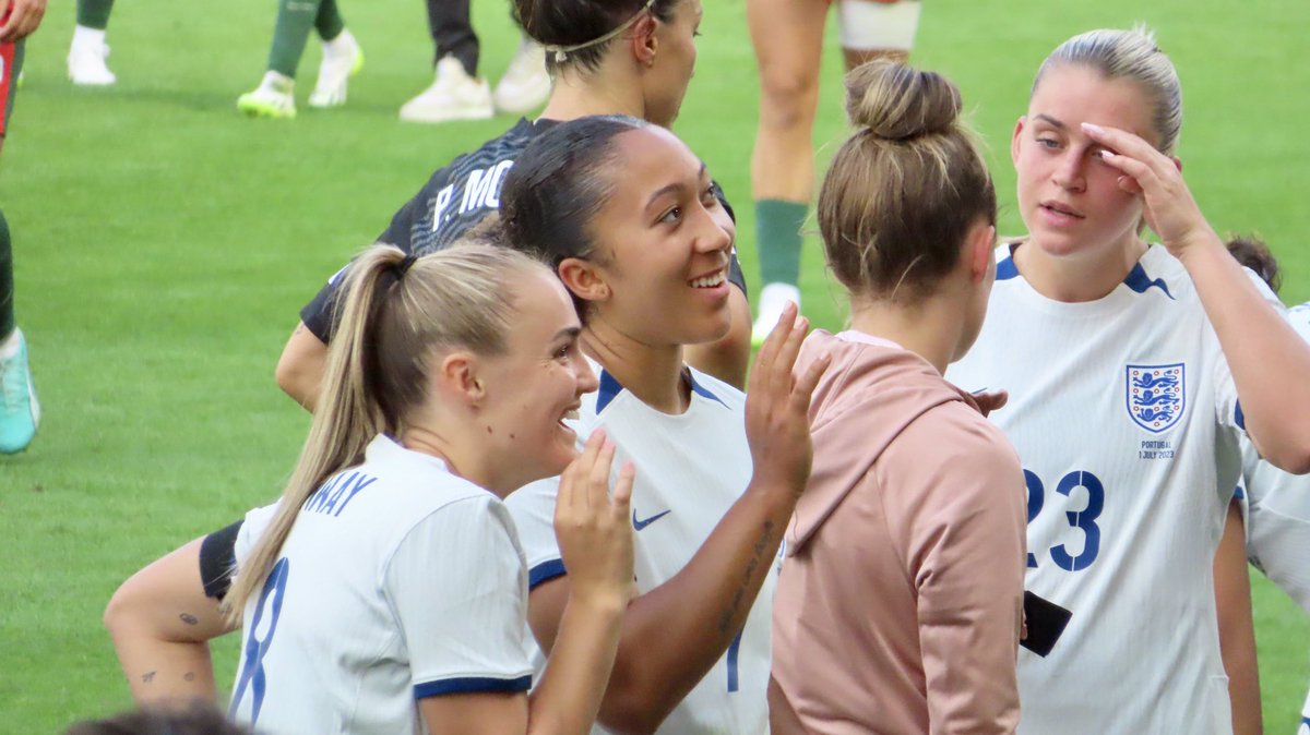 daisyrabbit's tweet photo. @wittswilkins Saw the Lionesses before we left for Australia in a friendly v Portugal. https://t.co/WBiwyk5YFI