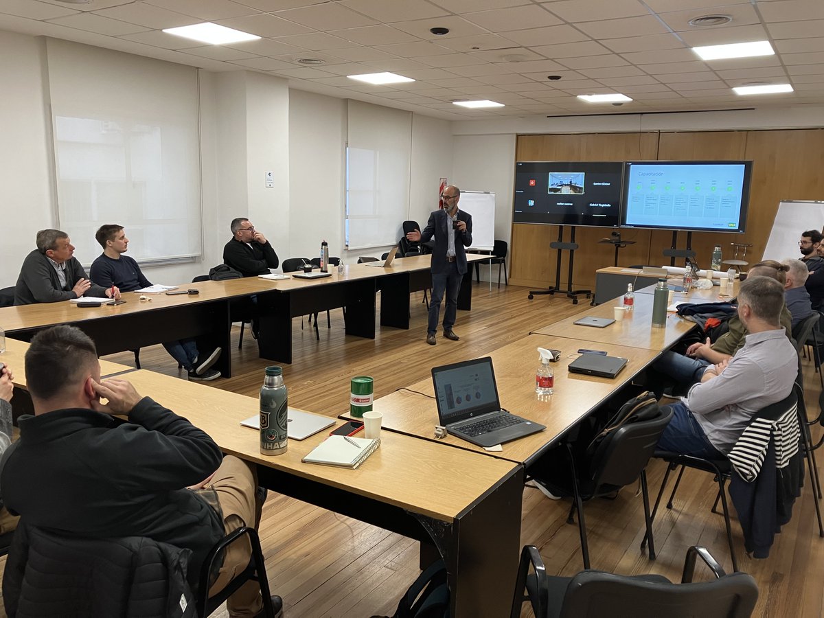 Ayer arranco CREALab 2023 (9na. edición ya!)
Este año se suman 8 startups al Programa (y llegamos a 62 startups incubadas desde 2014).
Jornada completa en CREA para comenzar a forjar el grupo al que acompañaremos durante el próximo año.
A transitar el proceso y muchos éxitos!