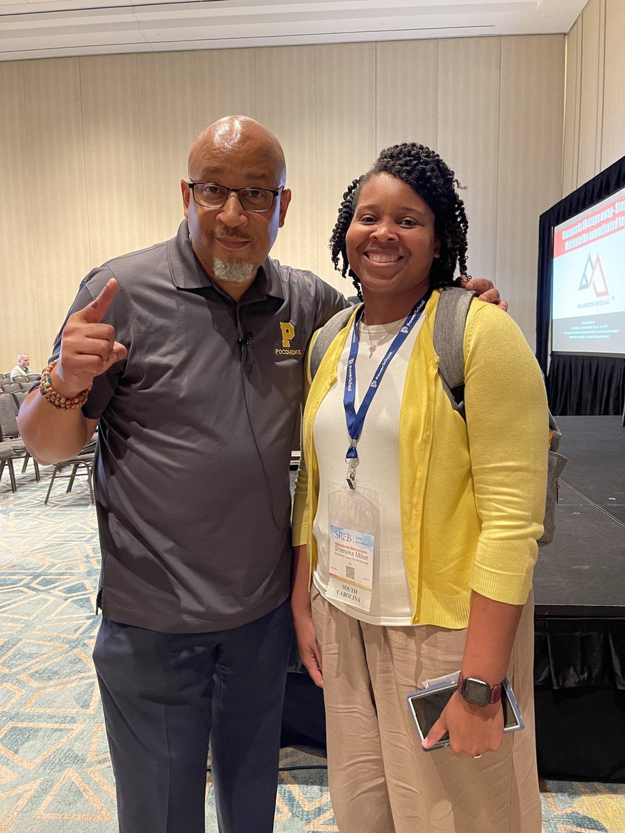 srmiller_21's tweet photo. Had the opportunity to meet one of the greats @PrincipalKafele today during a wonderful session @srebeducation . Thank you for continuing to inspire young leaders like me to be the best version of myself. #growing #GatorNation #RockSolid 💚🐊 https://t.co/W0qhCbFpN3