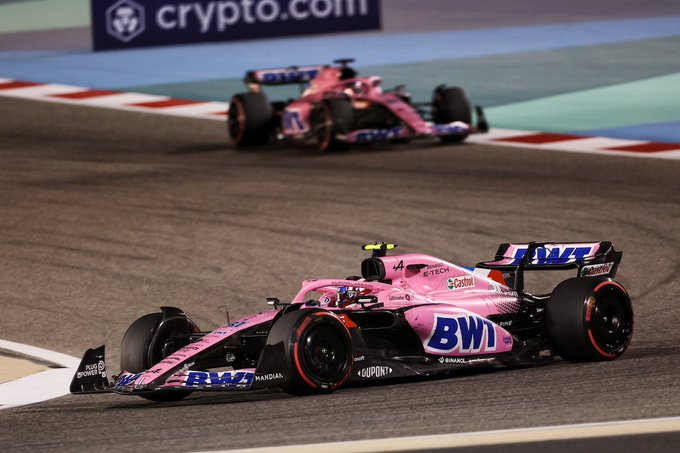 Formula0_versee's tweet photo. GP Bahrain 2022 🇧🇭🌙🏁- Q1

E OFICIALMENTE A FORMULA 1 ESTA DE VOLTA!!! NO PRIMEIRO Q1 A @FerrariFZero SURPRENDE A TODOS E FAZ UMA LINDA DOBRADINHA!!

Mas a surpresa negativa e @AlpineF0Verse que vai largar de P19 e P20 amanha!!!

Eliminados @AlpineF0Verse @Sergioperezero https://t.co/RpJGlGQYz9