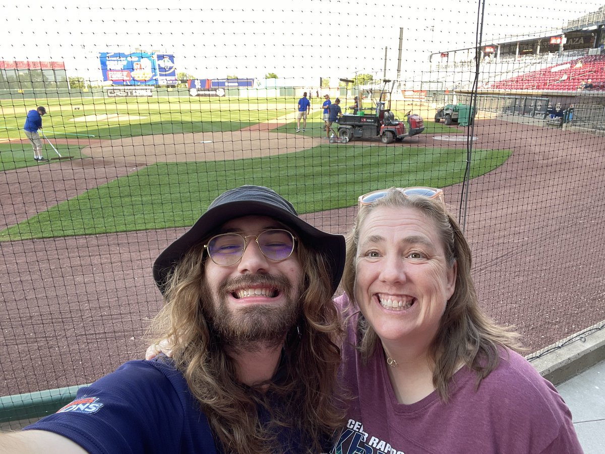 TrishChapela's tweet photo. Out with Miguel enjoying the Cedar Rapids Kernels game tonight! #KernelsSelfie #cedarrapidskernels https://t.co/nS29Ww9ywr