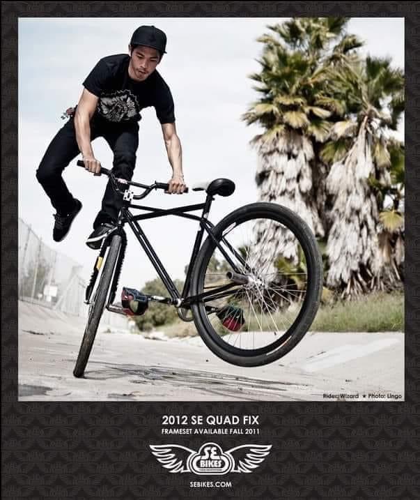 sebikes's tweet image. You’re probably asking yourself, what in the Quadangle tarnation is this!?🤔 The #quadfix bike that we came out with way back in the early 2010s. It was a work of art &amp;amp; you can see @marwzrd  putting it to the test. #fixedgear #fixie #sebikes #sebikeslife #bmx #bmxlife #bikelife