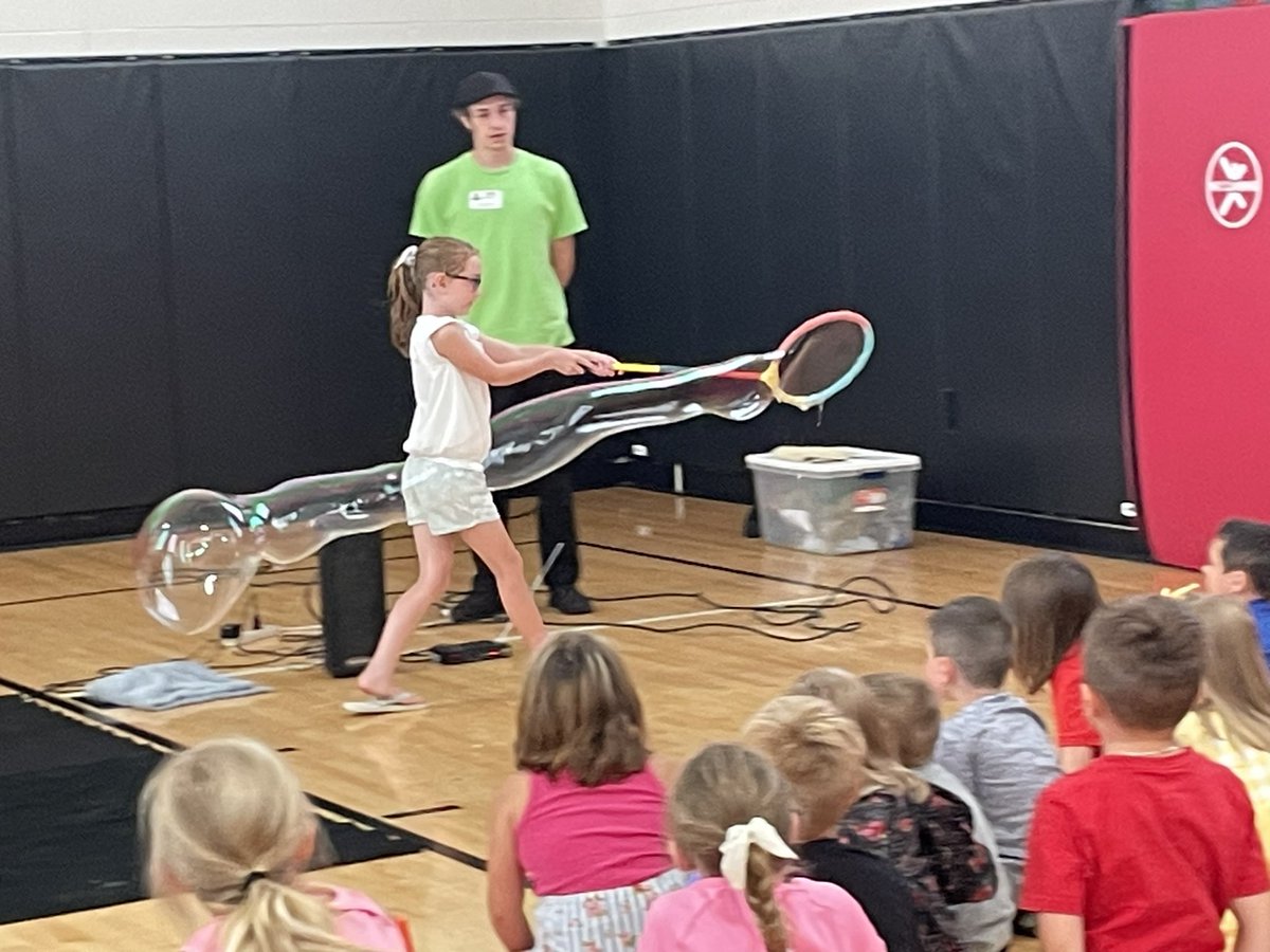 LeRoyWSS's tweet image. 🫧Summer Academy = Bubble Magic! Our campers were treated to a bubble show today! Everyone got in on the fun! 🫧 #funtolearn #bubblebath
