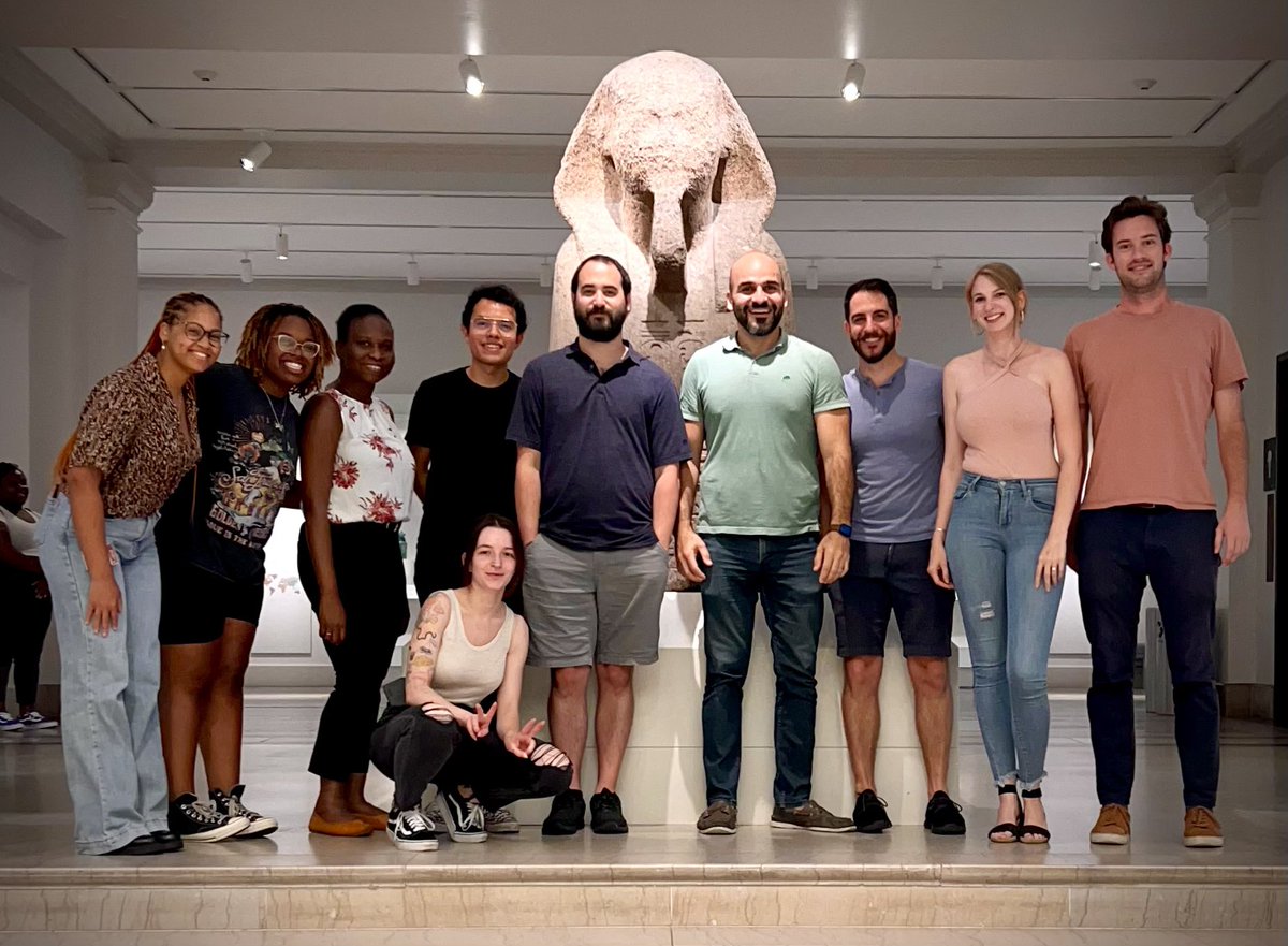 Lab hangout for #GardenJams and some history!! Joined by our awesome summer undergrad interns (SUIP @IDEAL_Research and PGSIP @PennGenetics), @TDrivas lab, and ran into @EBhoj lab!! Check out this fun event Wednesdays in July @pennmuseum!!