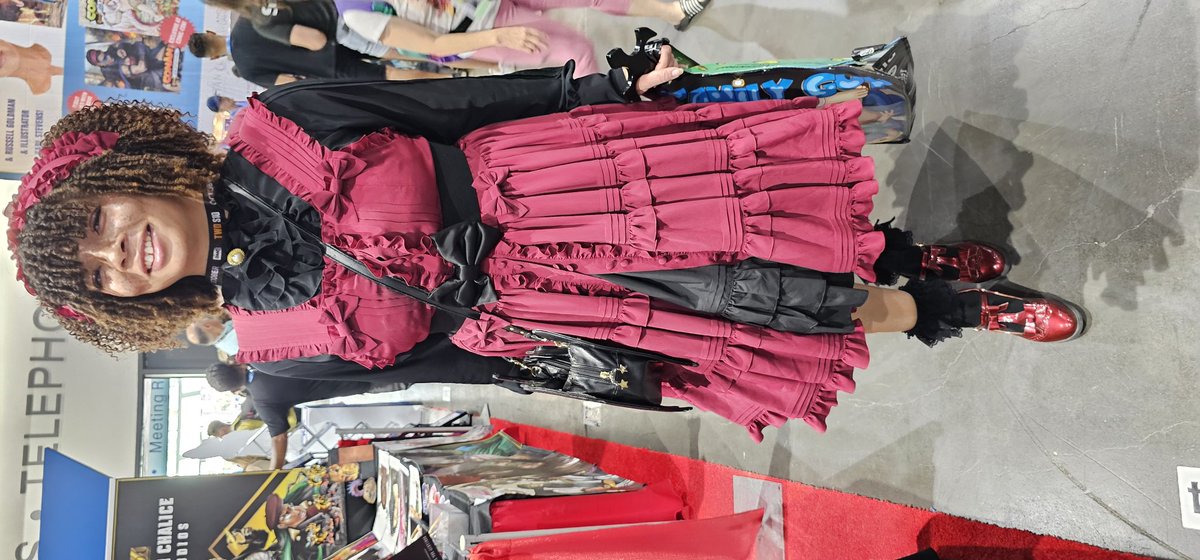 Comic-Con International day one.
#ComicCon #cosplay #cosplayer <a href="/FoodAndCosplay/">Food And Cosplay (ARCHIVED)</a>