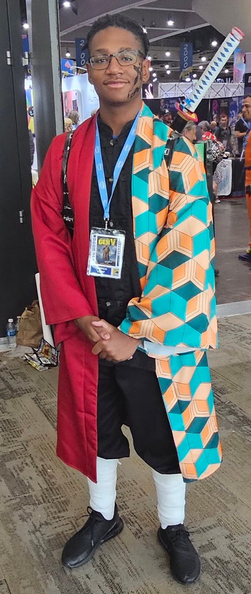 Comic-Con International day one.
#ComicCon #cosplay #cosplayer <a href="/FoodAndCosplay/">Food And Cosplay (ARCHIVED)</a>