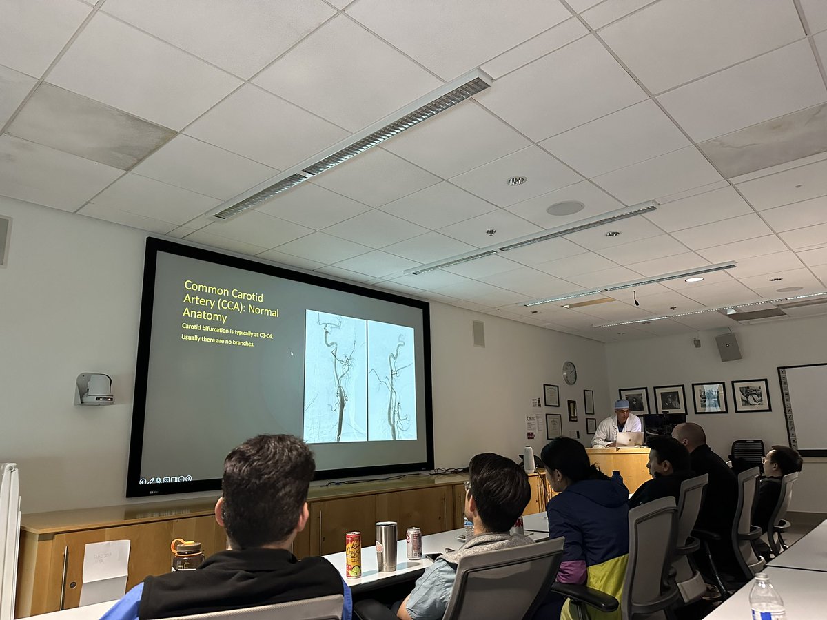 Awesome lectures today by @JeremyHeitMDPHD and @ntelischak ! Thanks for teaching us about vascular anatomy and cutting edge updates in neuroradiology/stroke intervention so we best help patients and providers! 🧠 @stanfordneuroi1